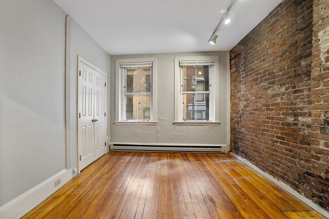 Photo - 99.5 Myrtle St Unit 1