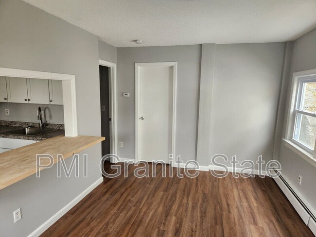 Photo - 8 Beacon St Unit 8B