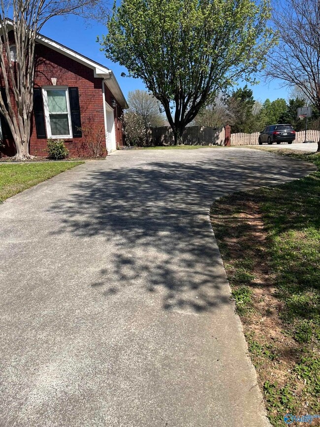 Photo - 2629 Quarter Ln SE