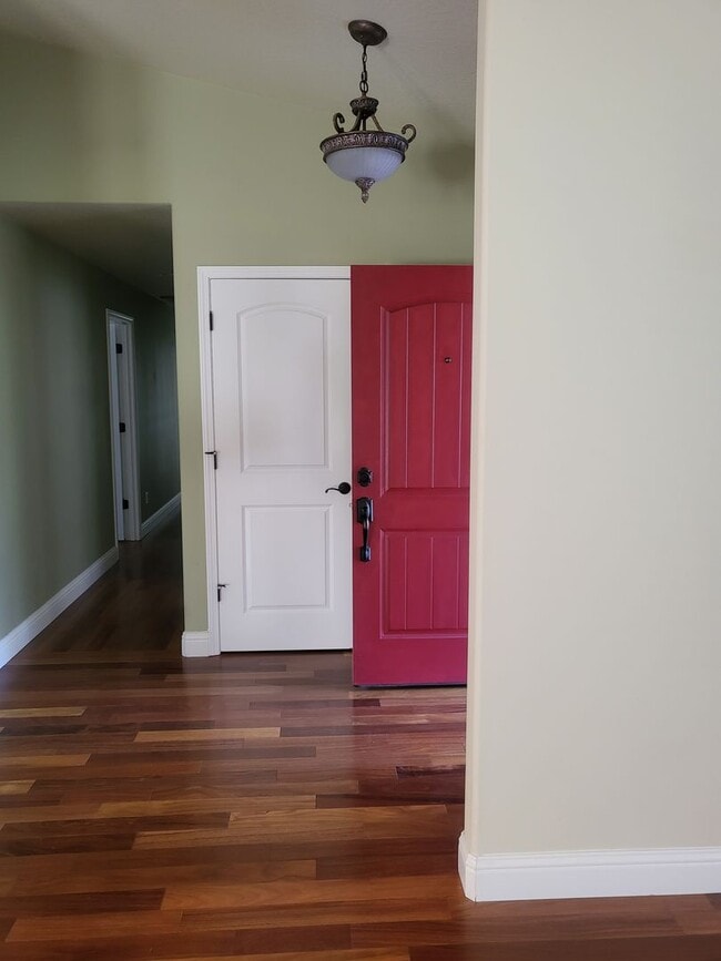 Photo - 3 bed 2 bathHome for Rent in Grants Pass