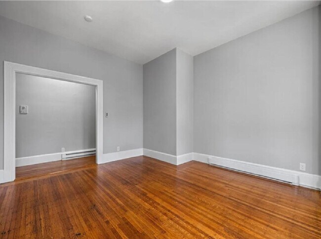 Photo - 857 Beacon St