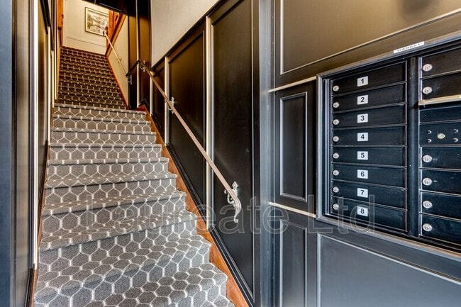 Photo - 1234 E Colfax Ave Unidad #5