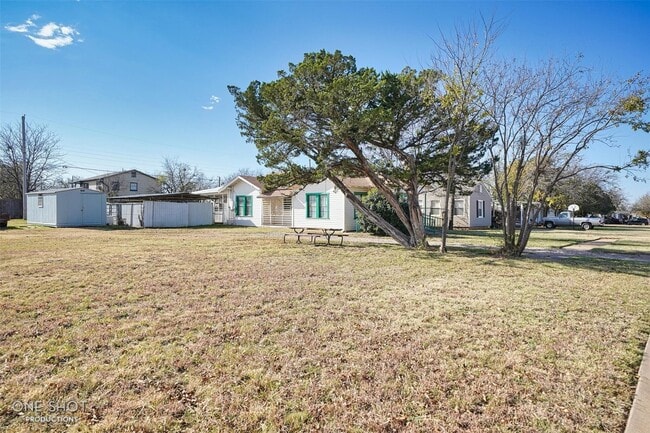 Photo - 1809 Sandefer St