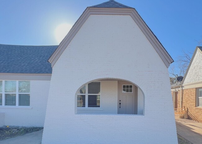 Photo - 2544 NW 21st St