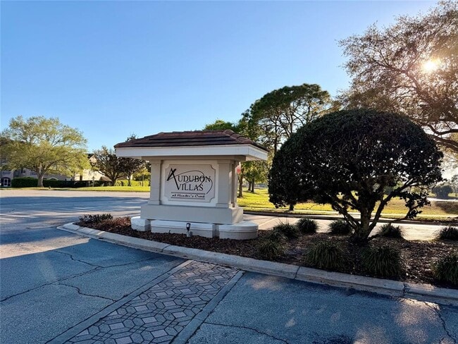 Building Photo - 13827 Fairway Island Dr Unit 1228