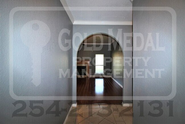 Photo - 401 Hedy Dr