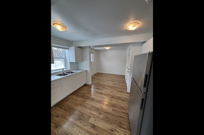 Building Photo - 10509-10122 122 Ave NW Unit 10509 - Main