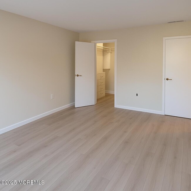 Photo - 505 Wellington Pl Unit 505