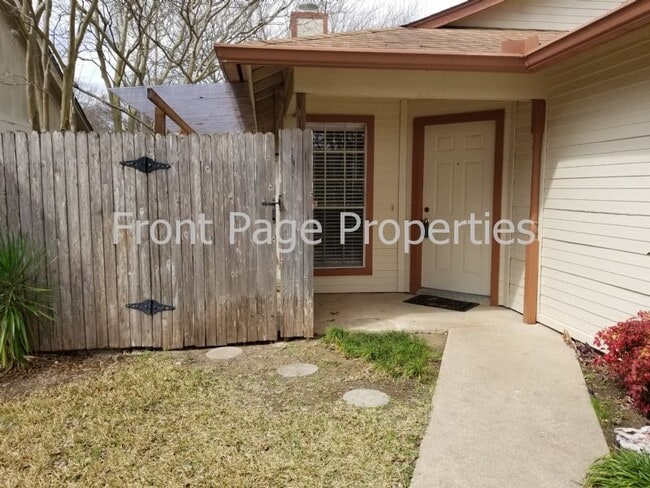 Photo - 740 Simonetti Dr