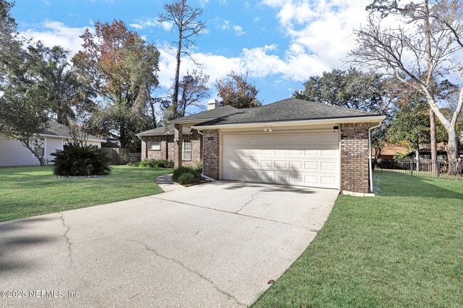 Photo - 2004 Water Crest Dr