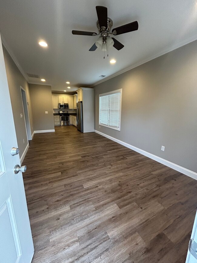 Photo - 108 Briar Ln