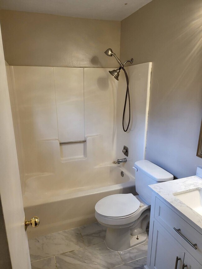 Photo - 2818 Botany Pl