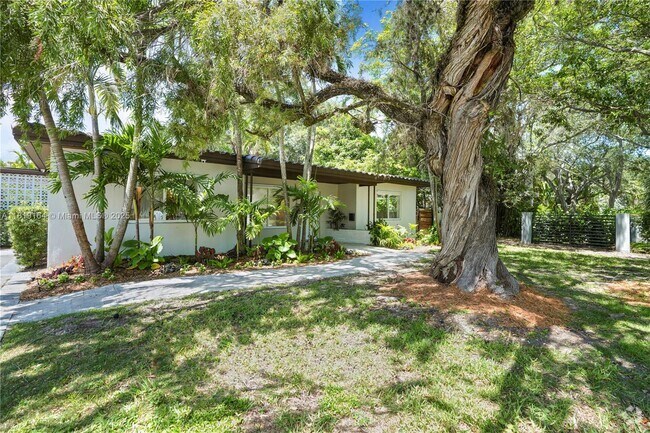 Building Photo - 5891 SW 83rd St Rental