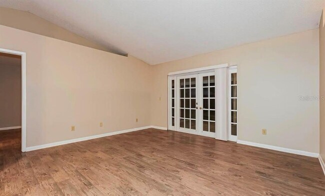 Photo - 620 Palmore Ct