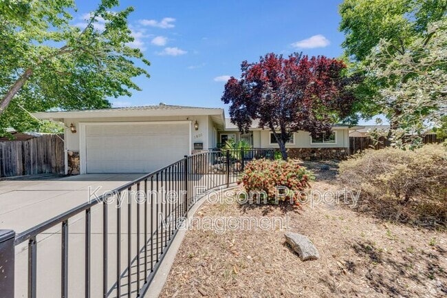 Building Photo - 5800 Deary Way Rental