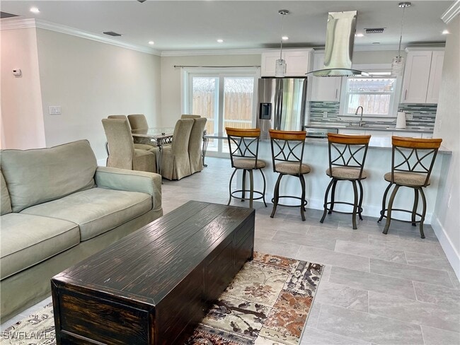 Photo - 345 Donora Blvd