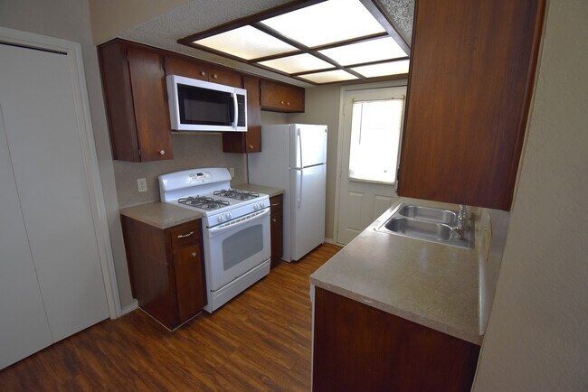 Photo - Four Plex Unit 1802