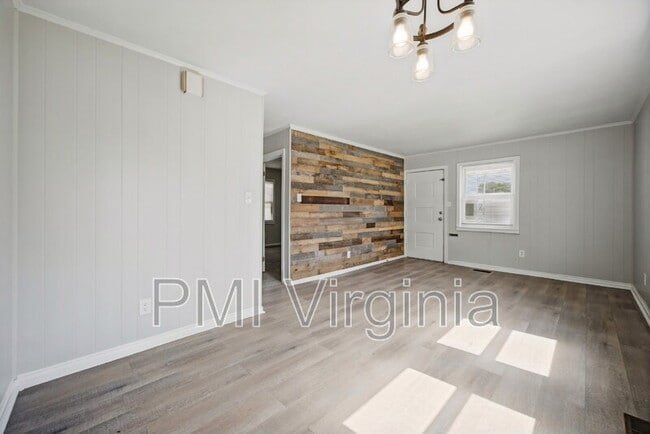 Photo - 3310 Glasgow St