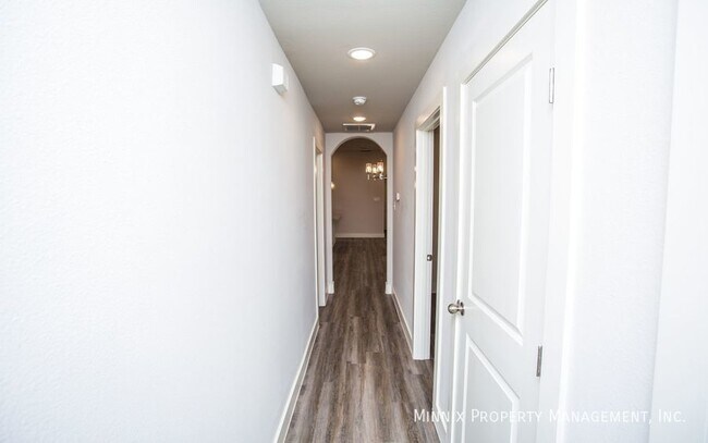 Photo - 2544 138th St