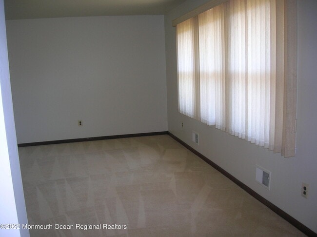 Photo - 15 Cardinal Ct