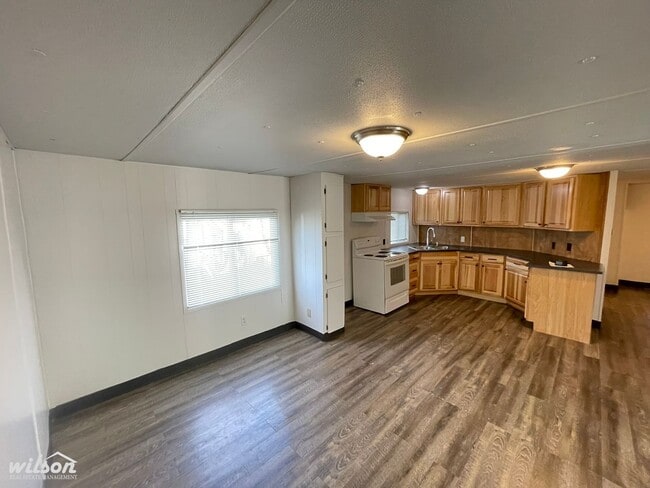 Photo - Spacious 4-Bedroom Home in Mabton, WA – Pet Friendly!