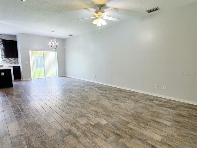 Photo - 17532 Hugh Ln