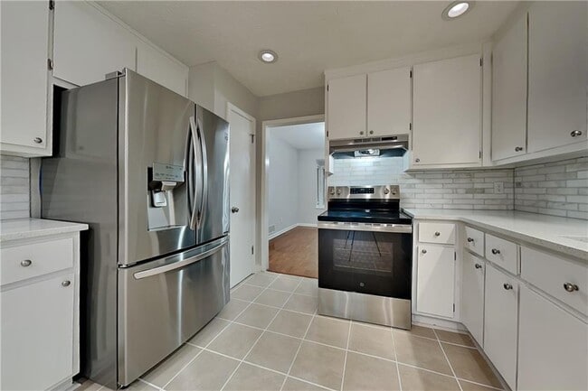 3521 Birchwood Trail