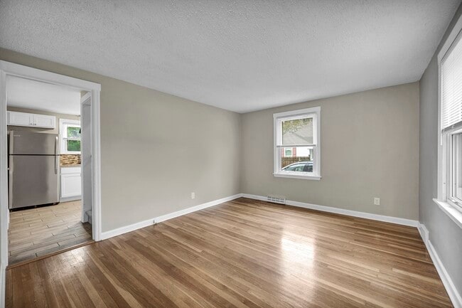 Photo - 118 Pilgrim Rd