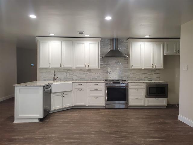 Photo - 1805 Roxton Ct