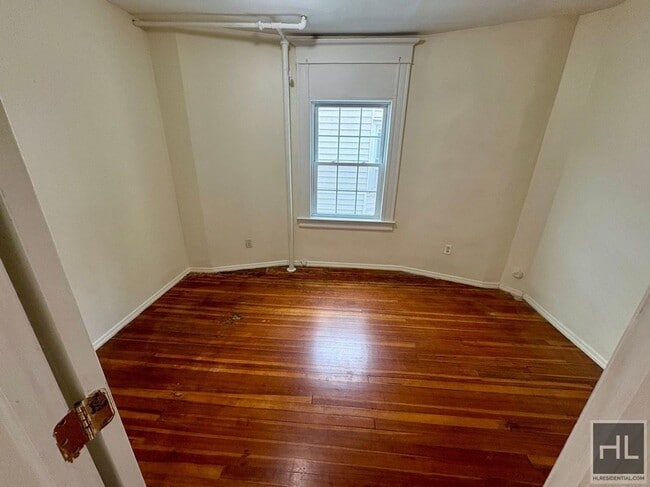 Building Photo - Carroll St, Yonkers