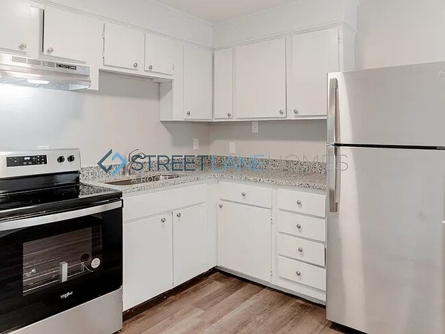 Photo - 18 Taylor St