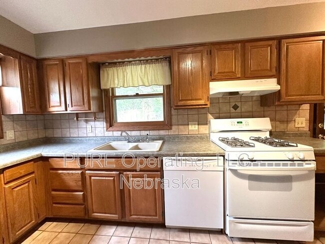 Building Photo - 1009 N 49th Ave Rental