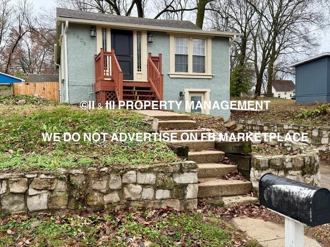 Photo - 2609 W 45th Ave