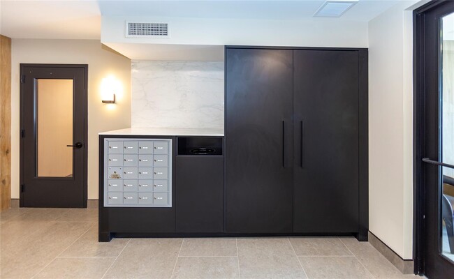 Photo - 71 E Main St Apartment Unit 303