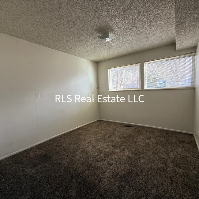 Photo - 8668 S 1500 E Unidad 8668 S Altair Drive