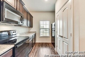 Photo - 3139 Rosalind Way