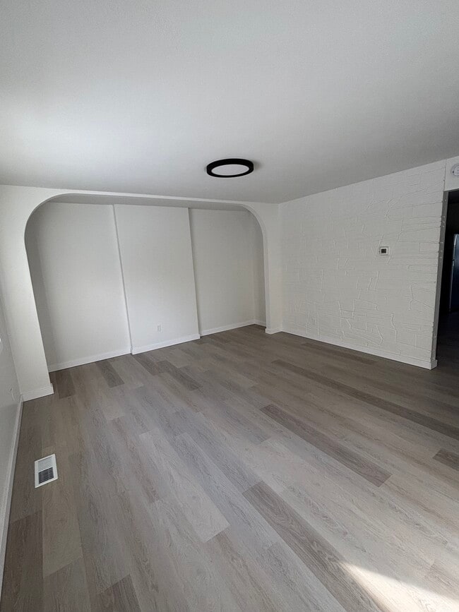 Photo - 20082 Drake Rd Unit 20082