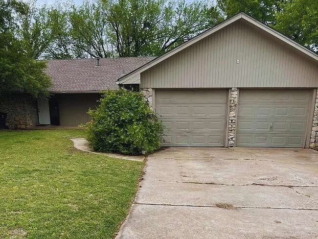 Building Photo - 3411 Cameron Ct
