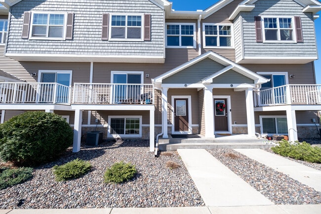 Building Photo - 1988 Commonwealth Blvd