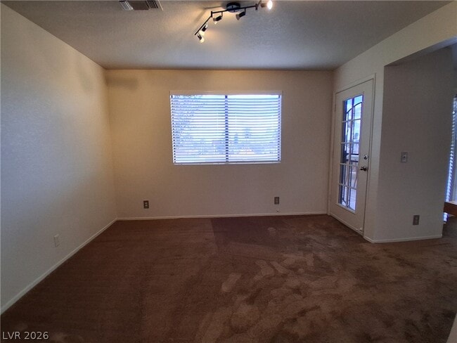 3958 Delos Dr