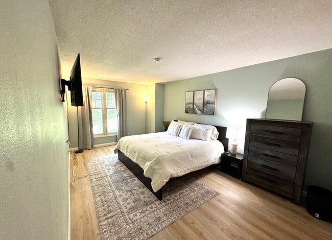 Photo - 2505 S Kiwanis Ave Unit 246