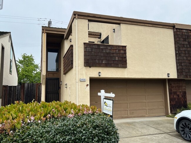 Two story townhome is desirable Northgate ... - Two story townhome is desirable Northgate ...
