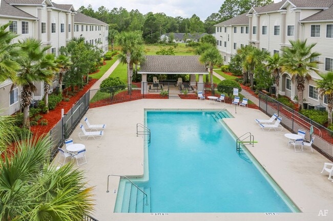 6401 St Johns Ave Unit Holly 206
