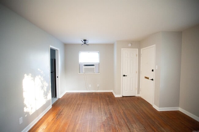 Photo - 123 N Jackson St