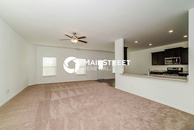 Photo - 4 Bedroom Pet-Friendly Home in New Braunfe...