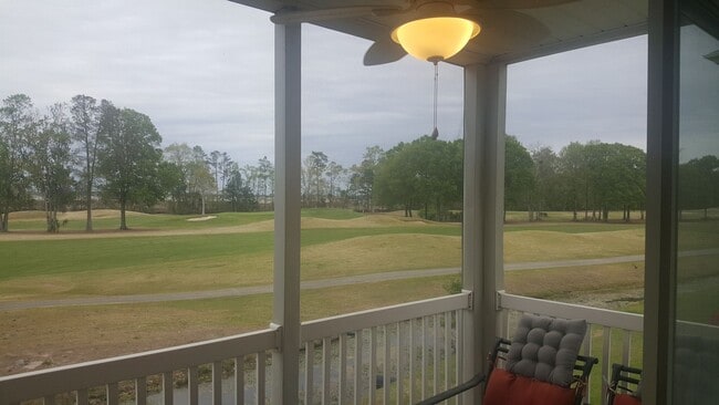 Photo - Nicely furnished 2 bedroom condo in River Oaks