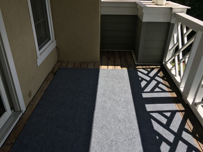 Photo - 19909 Henderson Rd Unidad M