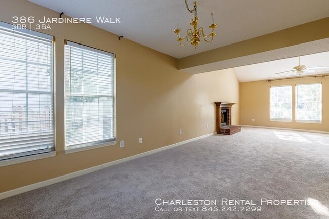 Photo - 386 Jardinere Walk