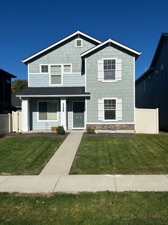 Photo - Beautiful 2 story home in North Meridian available soon! $500 move-in credit!