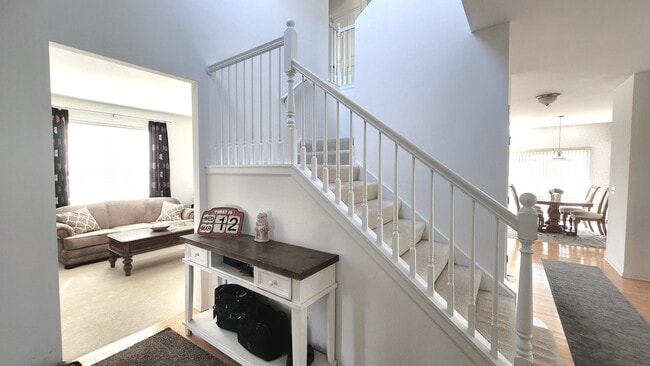 Photo - 1204 Frederick Ct